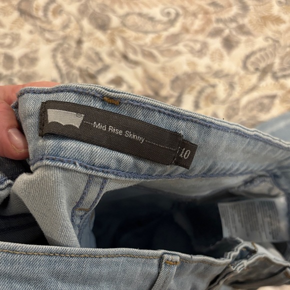 Levi's Light Blue Skinny Jeans - Picture 7 of 7